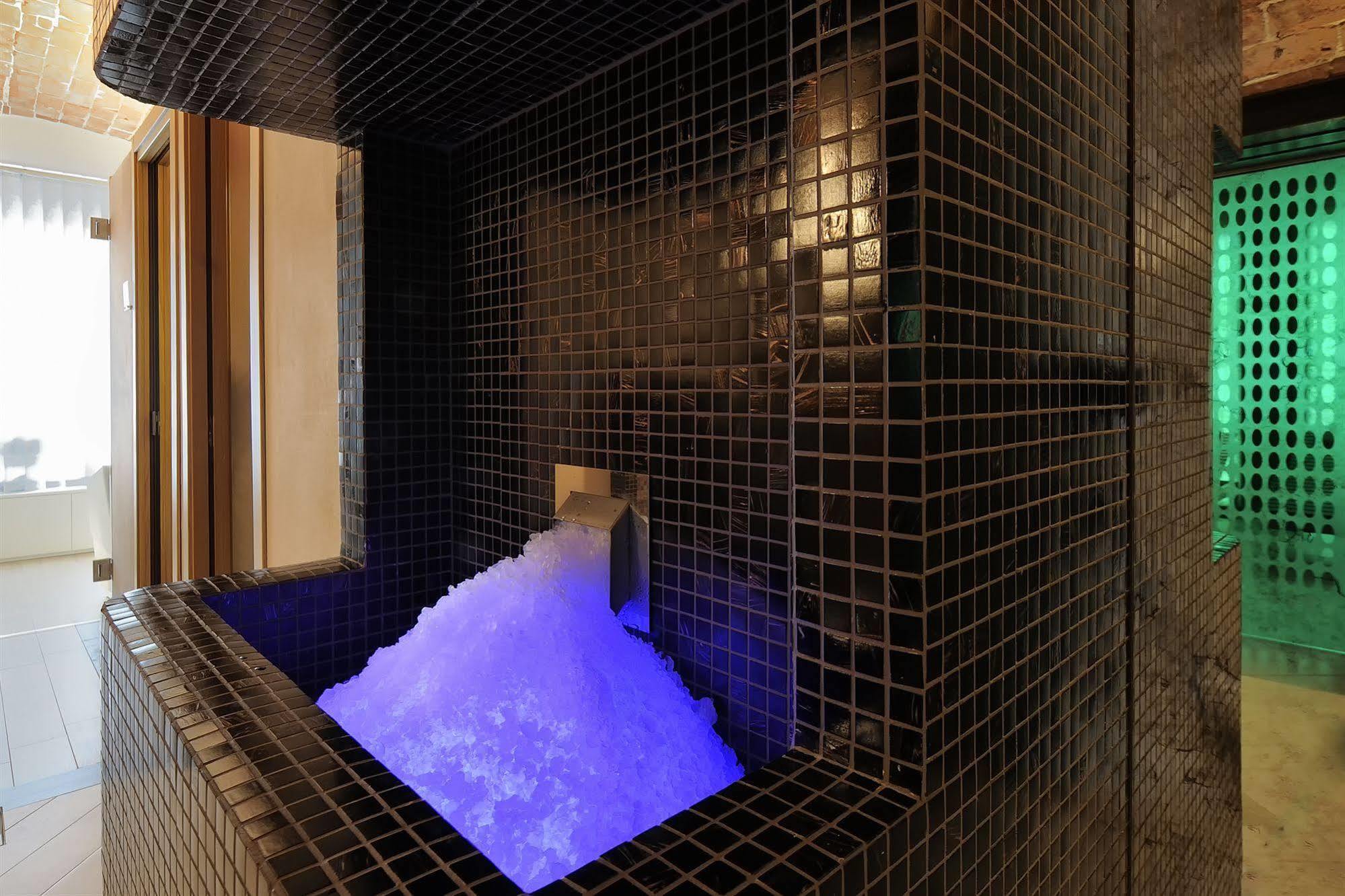 Hotel Bertusi Porretta Terme Ngoại thất bức ảnh